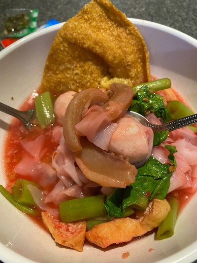 ก๋วยเตี๋ยวเย็นตาโฟบะเต็ง