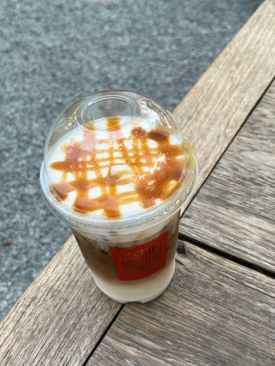 Iced Caramel Macchiato
