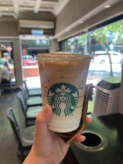 Iced Caramel Macchiato