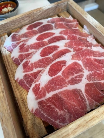 สันคอหมู