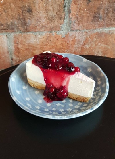 MIXED BERRY CHEESE PIE