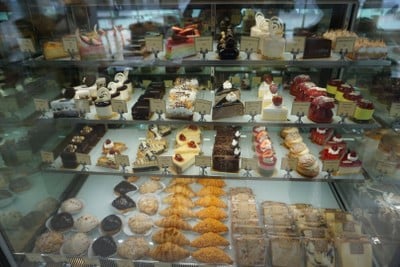 อาหาร หรือ เครื่องดื่ม