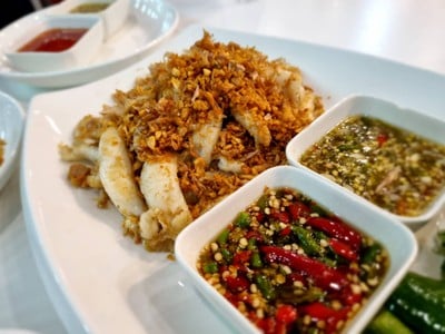 ไข่หมึกคั่ว