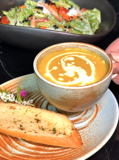 อาหาร หรือ เครื่องดื่ม