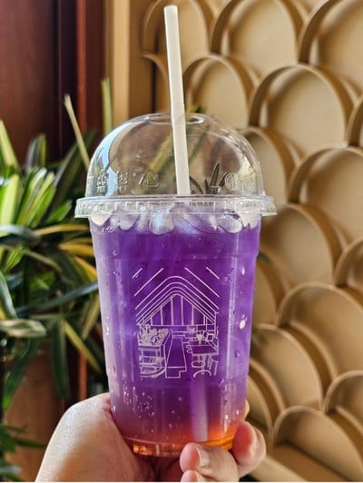 Magenta soda