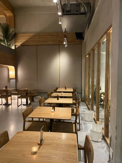 Sarnies Sukhumvit 37