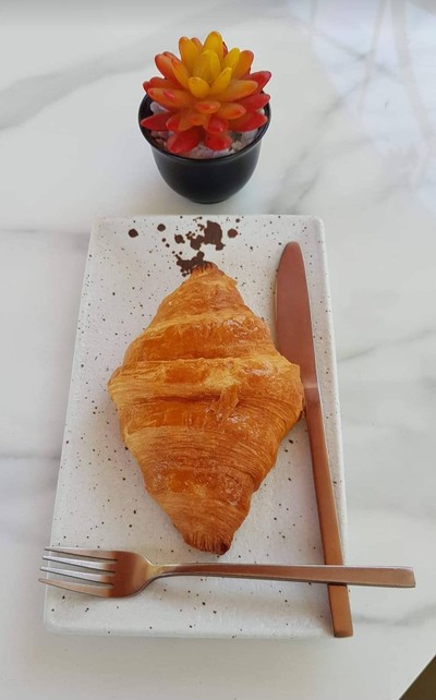 Plain Croissant