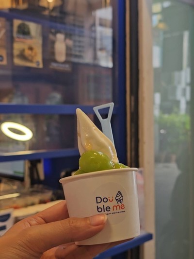 ไอศครีมโยเกิร์ต ไซส์ S + 1 ท็อปปิ้ง