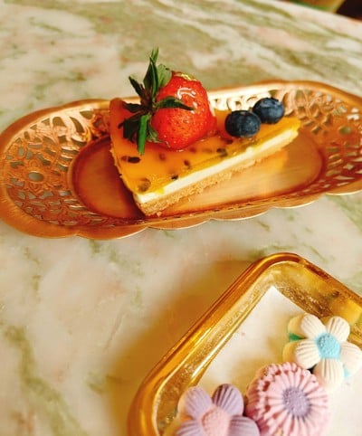 Passion Fruit Cheesecake