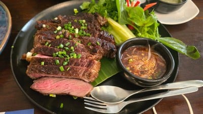 เนื้อสันแหลมโคขุนย่าง