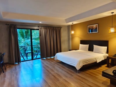 ชลิชารีสอร์ท