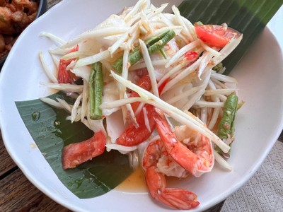 ส้มตำมะพร้าวอ่อน