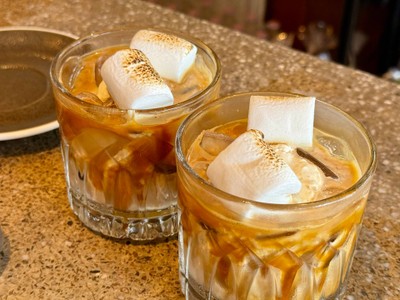 อาหาร หรือ เครื่องดื่ม