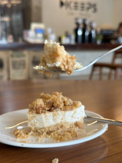 apple crumble cheese pie