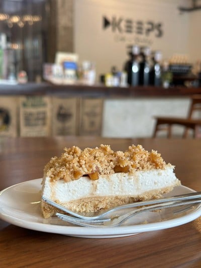 apple crumble cheese pie