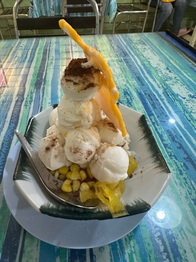 ไอศกรีมไข่แข็ง