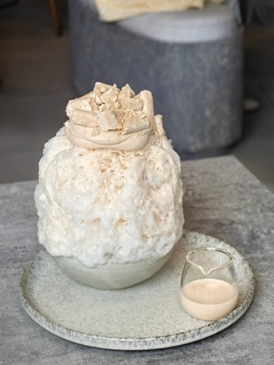 Milk & Meringue Kakigori