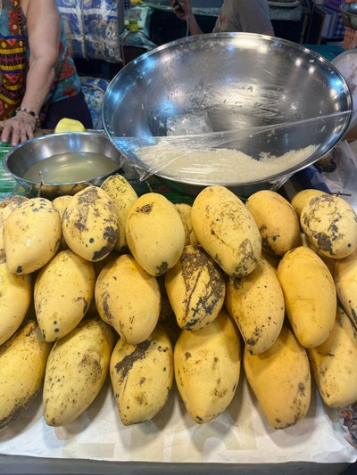 ข้าวเหนียวมะม่วง