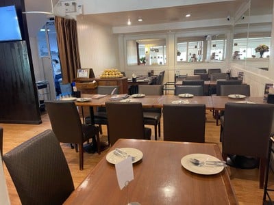 สามเสนวิลล่า ต้นตำรับเบียร์วุ้นแก้วแช่เจ้าแรกของไทย สาขาพญาไท