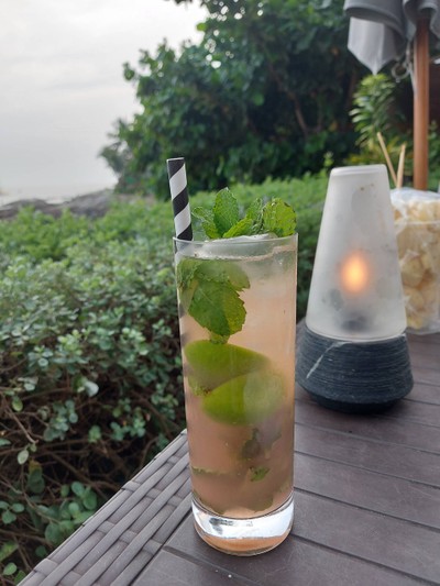 อาหาร หรือ เครื่องดื่ม