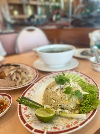 ข้าวผัดปู