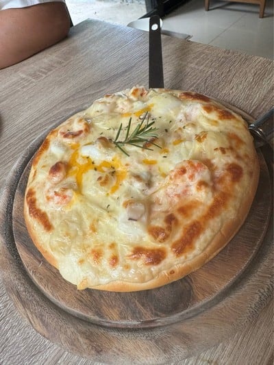 The Melon Cafe' Lopburi