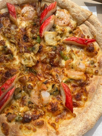 Pizza Napoli Seafood Paradise