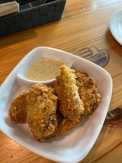 ปีกไก่ฮอทวิงส์