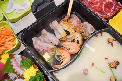Chu Grill Shabu บุฟเฟ่ต์ชาบู ปิ้งย่าง ซูชิ ย่านบรรทัดทอง