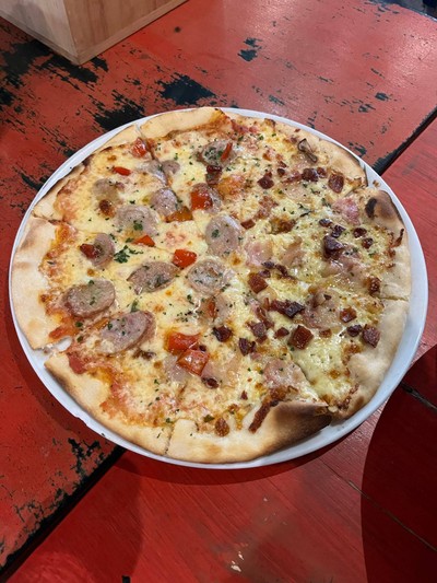 Pizza Big Mama พิซซ่าบิ๊กมาม่า