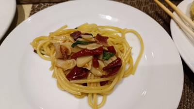 สปาเก็ตตี้ผัดพริกแห้ง