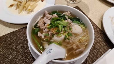 ก๋วยเตี๋ยวหมู