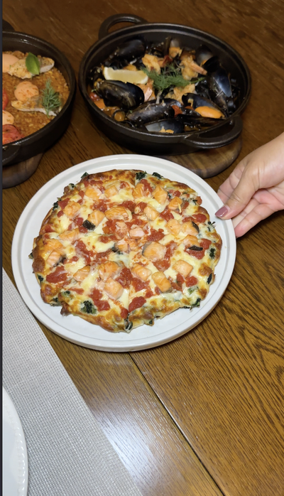 พิซซ่าแซลม่อน