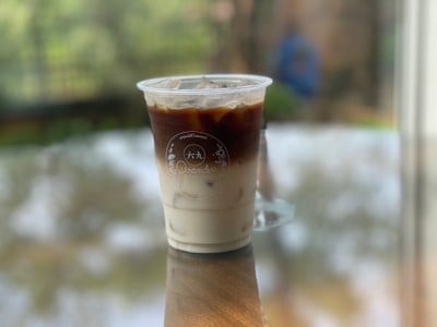 เมนูของร้าน ลืมลืน Luemluen Café and Bistro