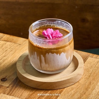 Fleur Cafe & Eatery (เฟลอ คาเฟ่) -