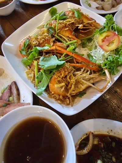 กุ้งทอดซอสมะขาม