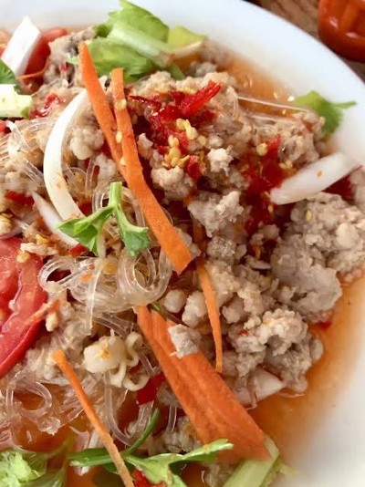 อาหาร หรือ เครื่องดื่ม