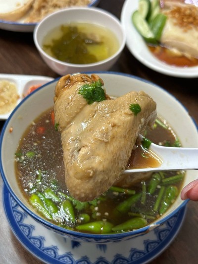 ต้มซุปเปอร์ปีกไก่