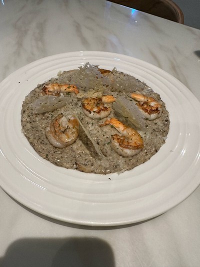 Truffle risotto with shrimp