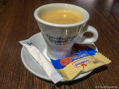 อาหาร หรือ เครื่องดื่ม