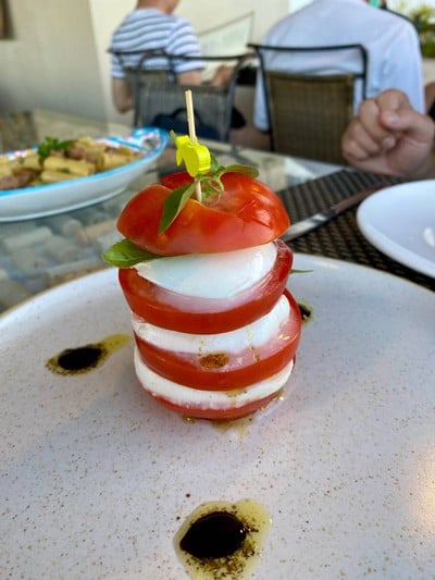 Mozzarella alla caprese