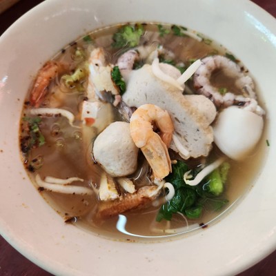 อาหาร หรือ เครื่องดื่ม