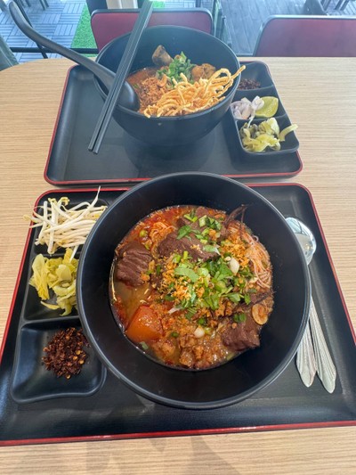 ขนมจีนน้ำเงี้ยว