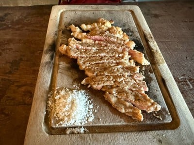 เนื้อย่างมีเดียมแร