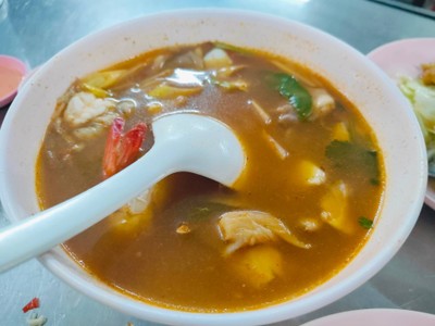 ต้มยำกุ้ง (รวมทะเล)