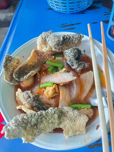 ก๋วยเตี๋ยวเย็นตาโฟฟ