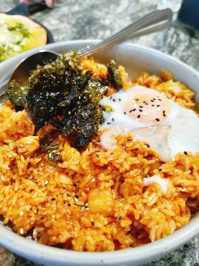 ข้าวผัดกิมจิ