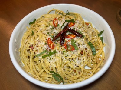 Aglio E Olio Pasta