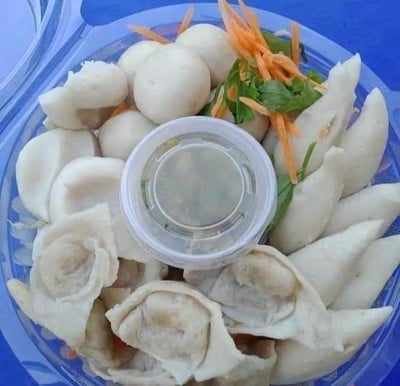 อาหาร หรือ เครื่องดื่ม