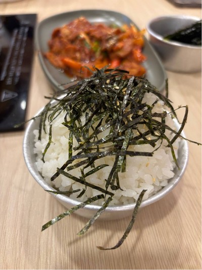 ข้าวสาหร่ายญี่ปุ่น